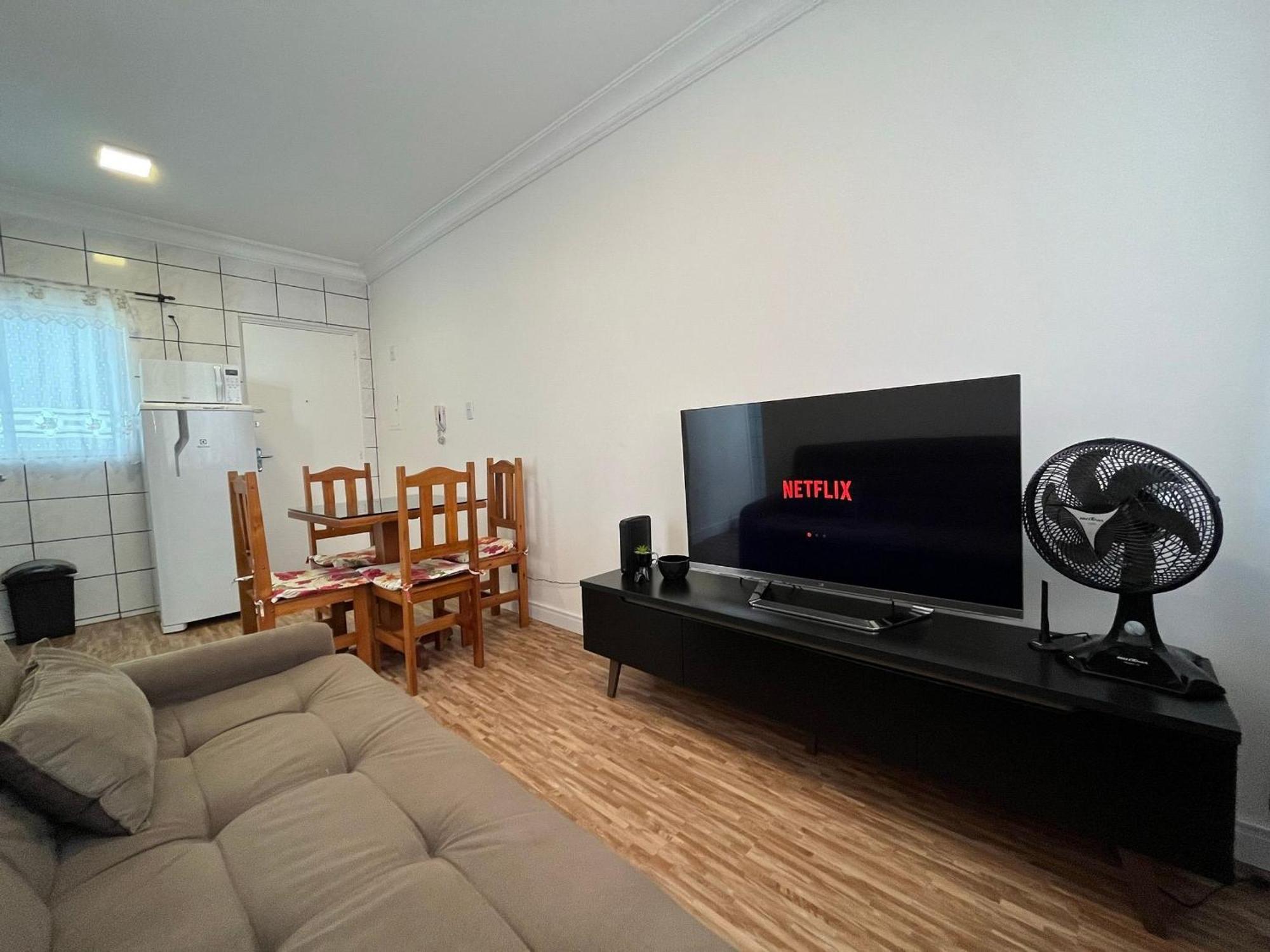 Po04- 1 Quarto Ao Lado Shop. Atlantico C/ Garagem Balneário Camboriú 外观 照片